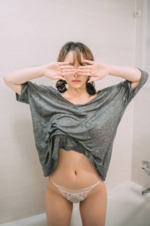 经典三级欧美在线播放_720电影完整版在线观看