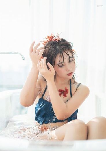 日韩性感短裤美女_剧情片免费播放