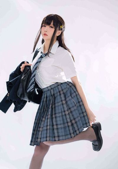 日韩骚老师_国产剧在线播放观看