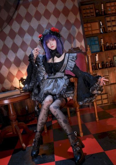 欧美镶钻男士短袖_DVD免费在线播放
