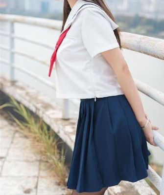 欧美男生抱猫头像_HD免费在线播放